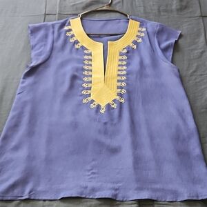 Stylish Women's Tunic Top with Gold Detailing